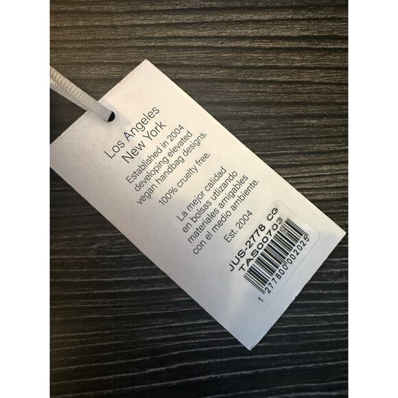 NWT Alyssa Quilted Tan Pearl Unique Middle Chain Crossbody - Picture 6 of 7